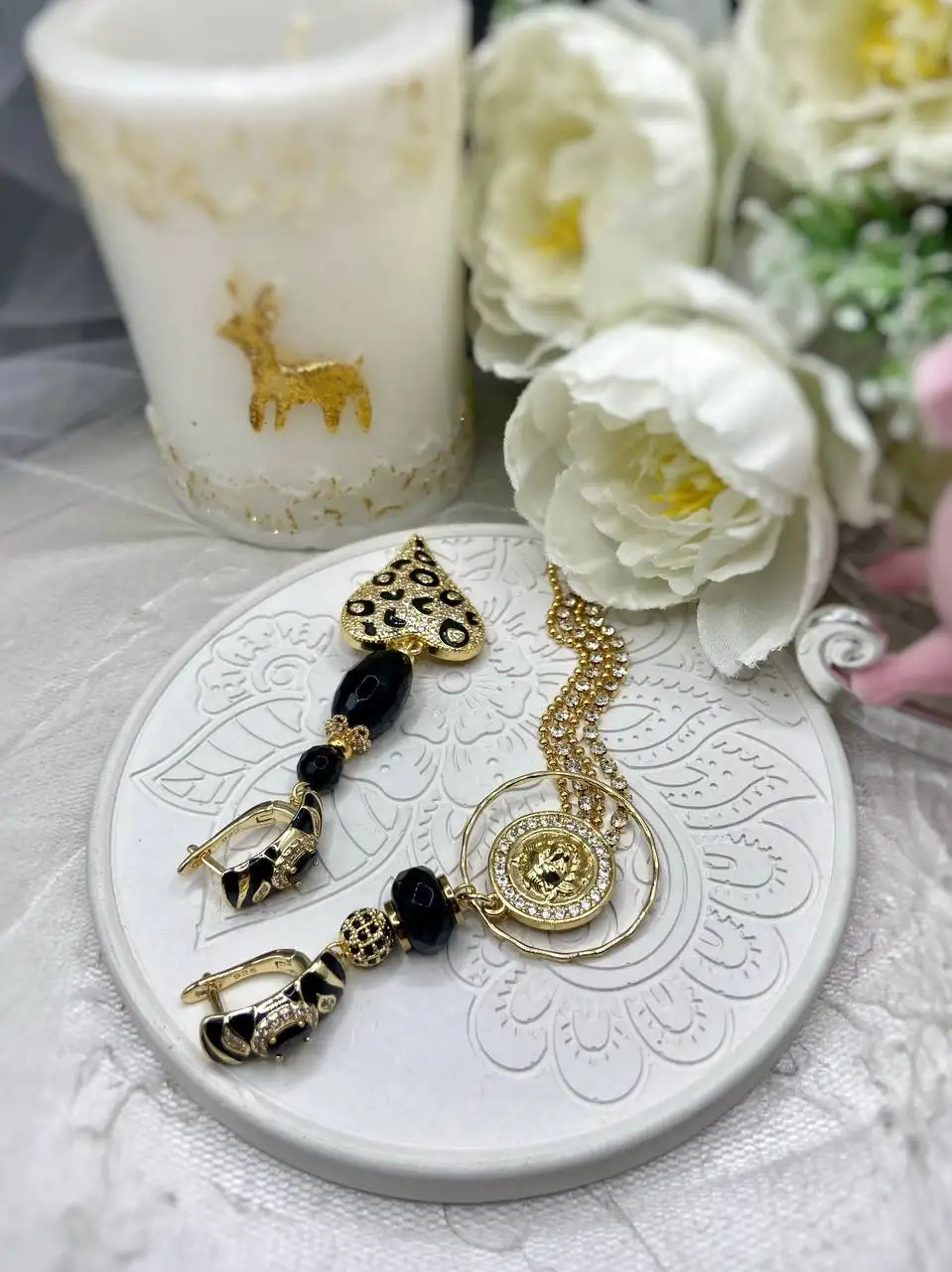 Асимметричные серьги с натуральным агатом и цирконами - Украшения (Барахолка) в Москва