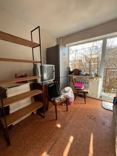 Продам квартиру в центре под ремонт - Квартиры в Москва