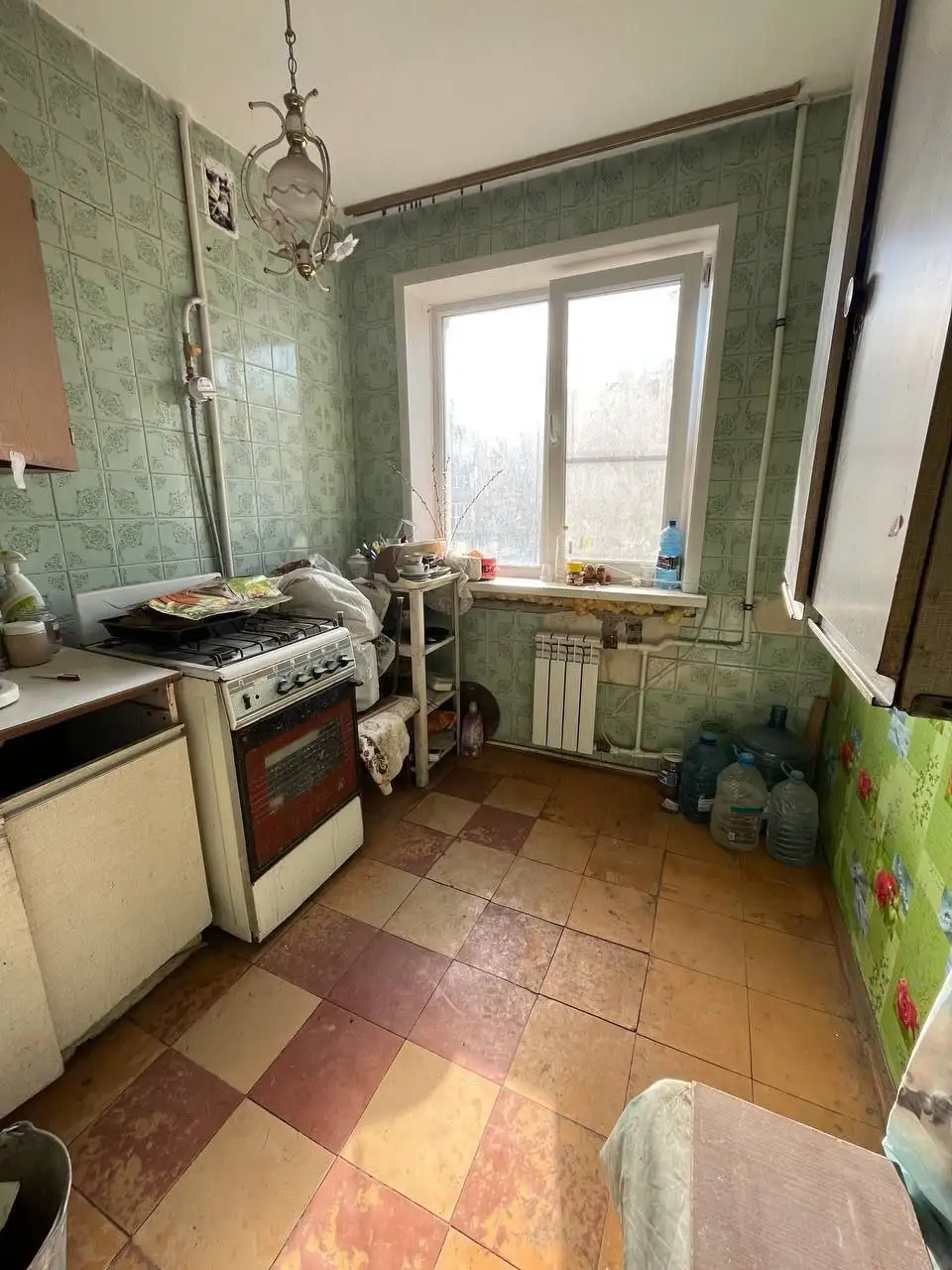 Продам квартиру в центре под ремонт - Квартиры (Недвижимость) в Москва