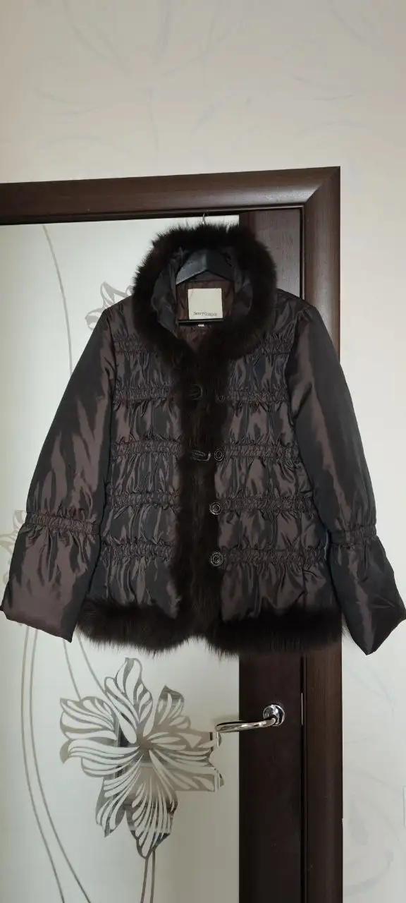 Куртка женская утепленная с натуральным мехом - Верхняя одежда (Одежда) в Москва