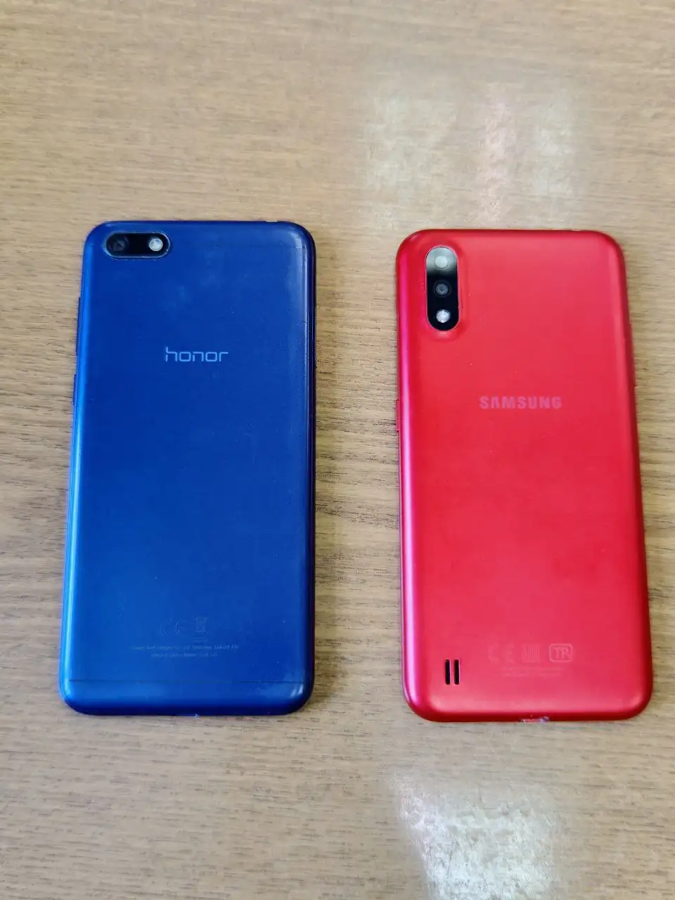 Samsung Galaxy A01 и Honor 7A в Москве - Смартфоны (Электроника) в Москва