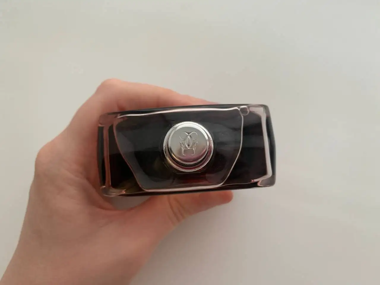 Парфюм Guerlain La Petite Robe Noire 100 мл - Парфюмерия (Барахолка) в Москва