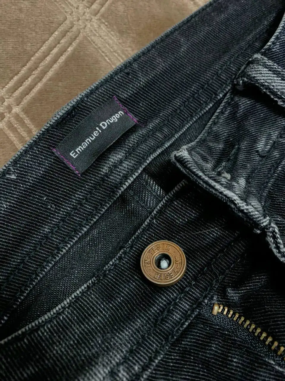 Джинсы EMANUEL DRUGON и худи OneTwo в Москве - Одежда (Барахолка) в Москва