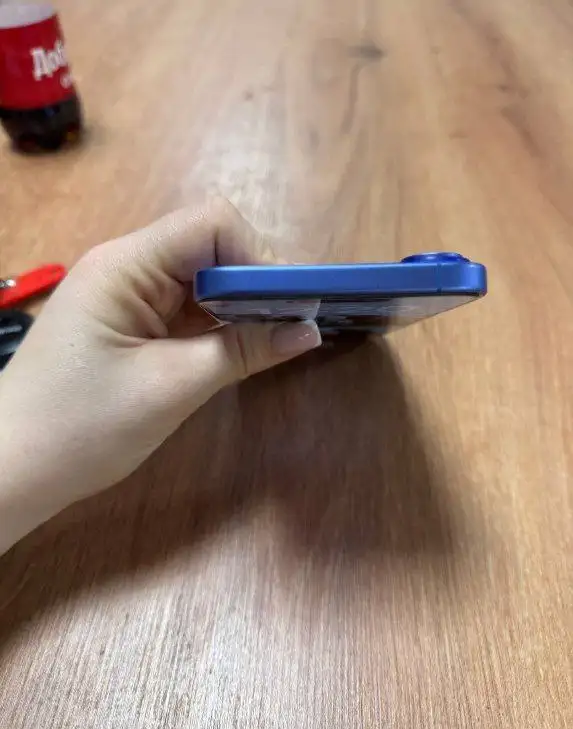 Айфон 16 плюс с дефектами - Смартфоны (Электроника) в Москва