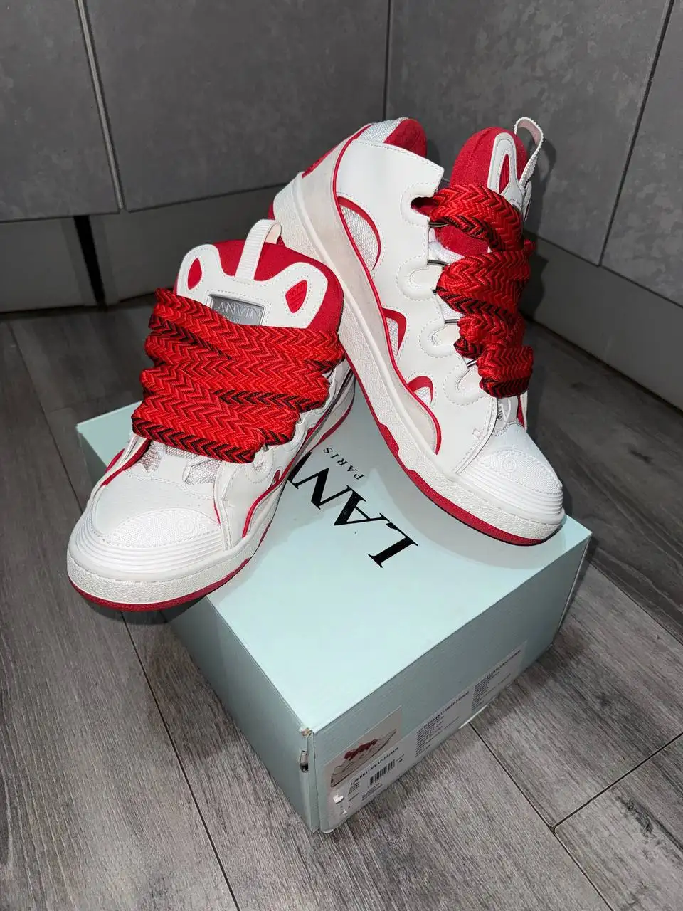 Аукцион кроссовок Lanvin Curb Red&White размер 44 - Обувь (Барахолка) в Москва