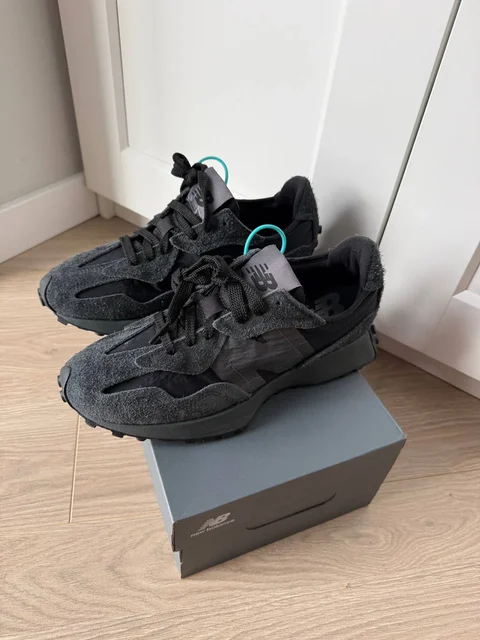Оригинальные кроссовки New Balance 327 - Обувь в Москва