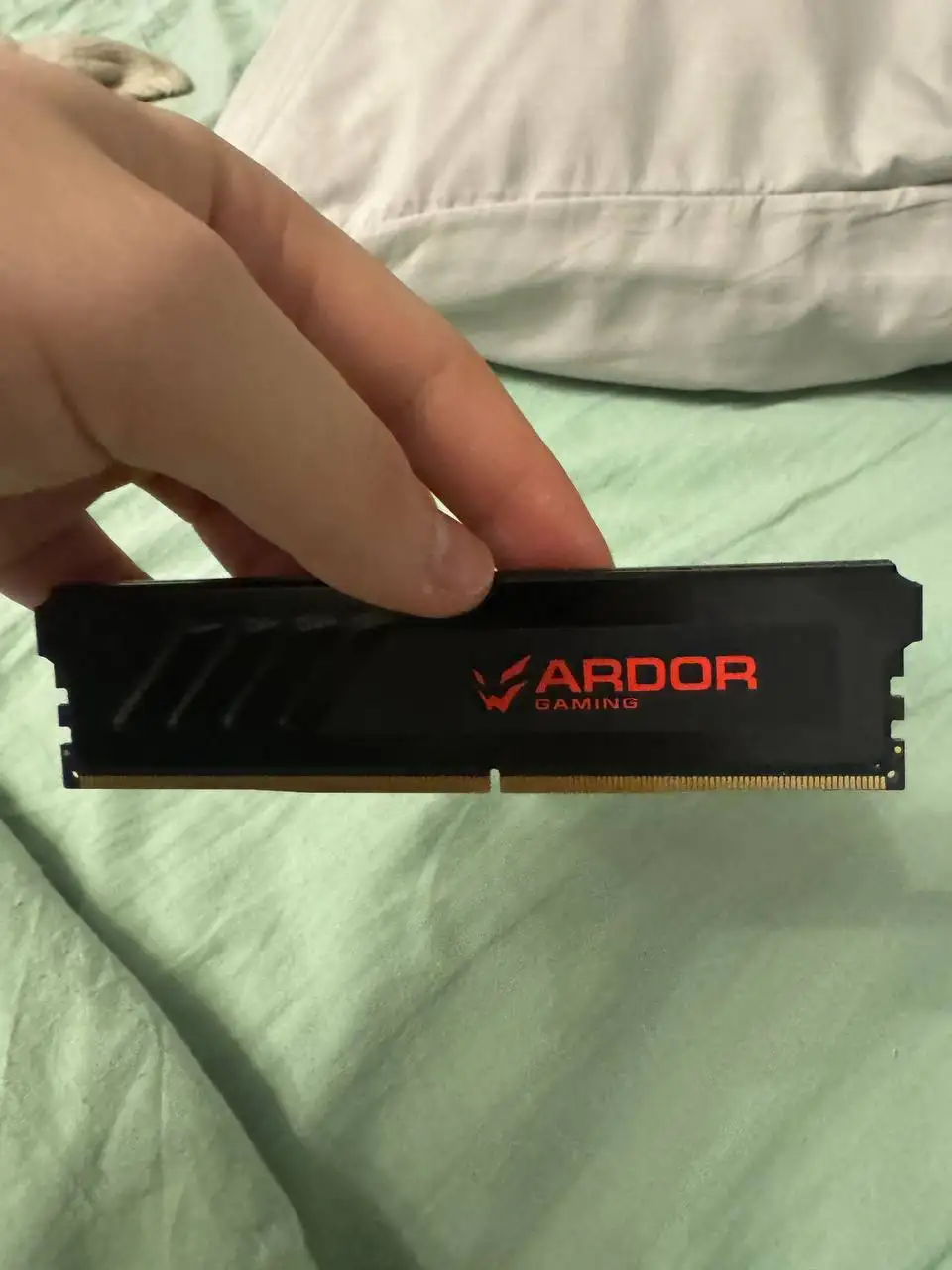 Комплект процессора i5 9400f с материнской платой MSI 370z и оперативной памятью - Компьютерные комплектующие (Электроника) в Москва