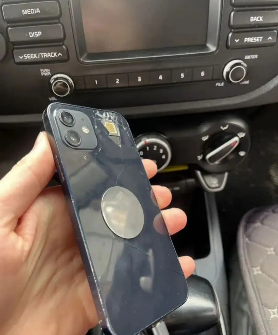 iPhone 12 64 ГБ - Смартфоны (Электроника) в Москва