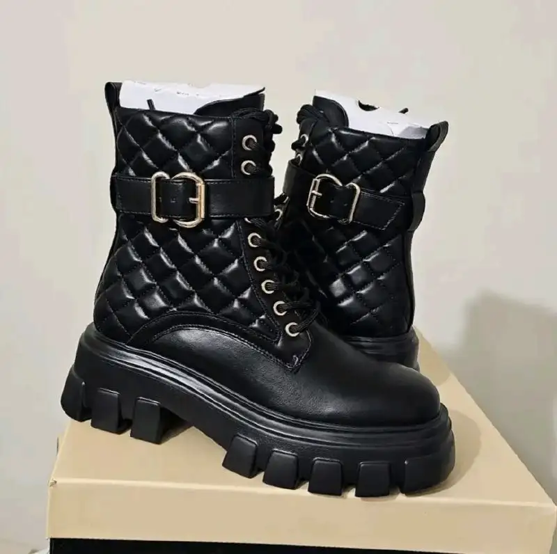 Шуба Matu и ботинки Twin-Set - Барахолка в Москва