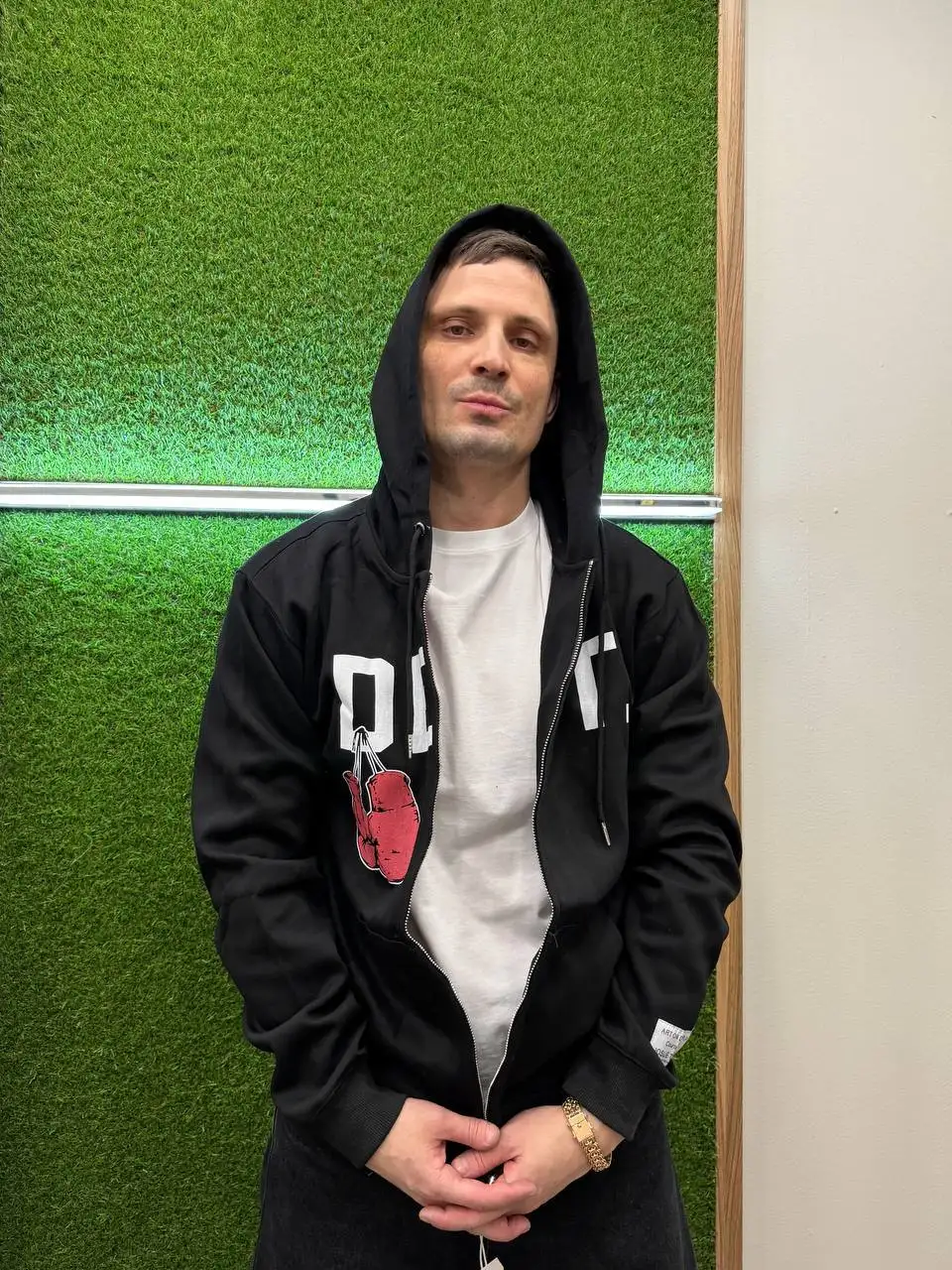 Продам новое зип худи - Барахолка в Москва