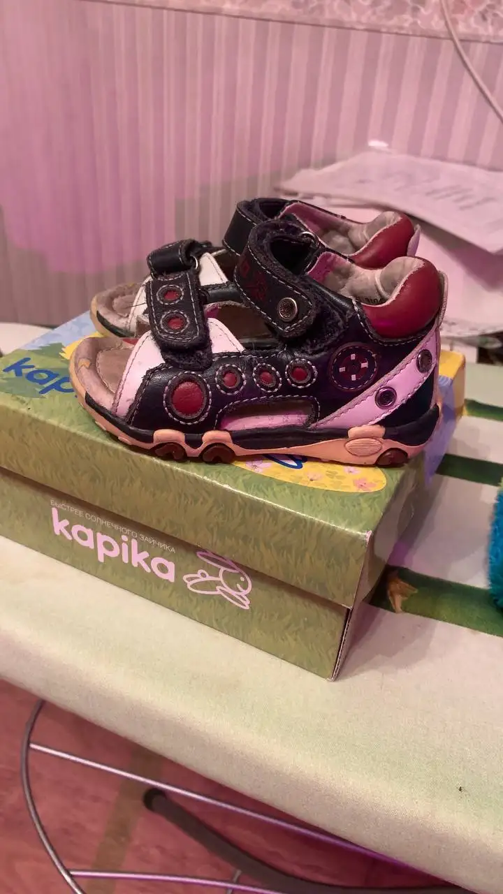 Босоножки бежевые и капика - Обувь (Одежда) в Москва