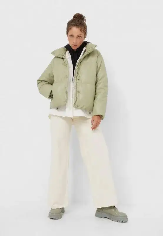 Новый пуховик водонепроницаемый 42-44 - Верхняя одежда (Одежда) в Москва