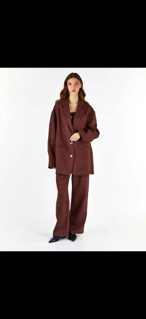 Продажа костюмов в связи с закрытием магазина - Костюмы (Одежда) в Москва