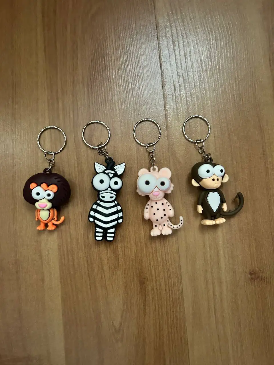 Брелки в виде животных - Барахолка в Москва
