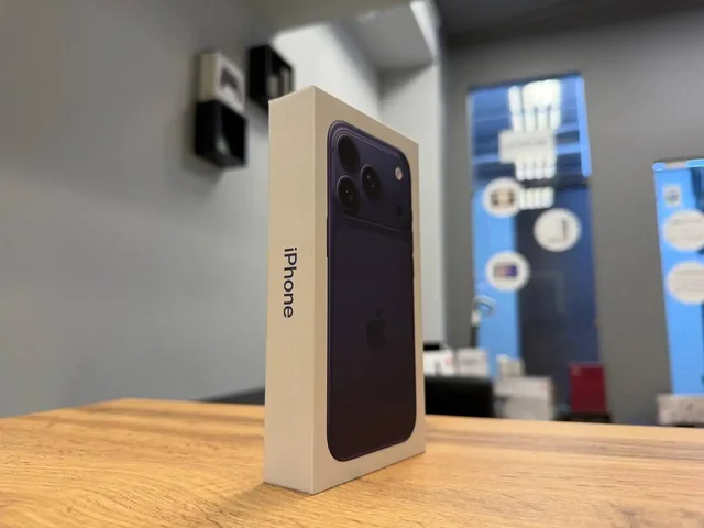 Новые телефоны с гарантией и подарками - Бытовая техника для красоты в Москва