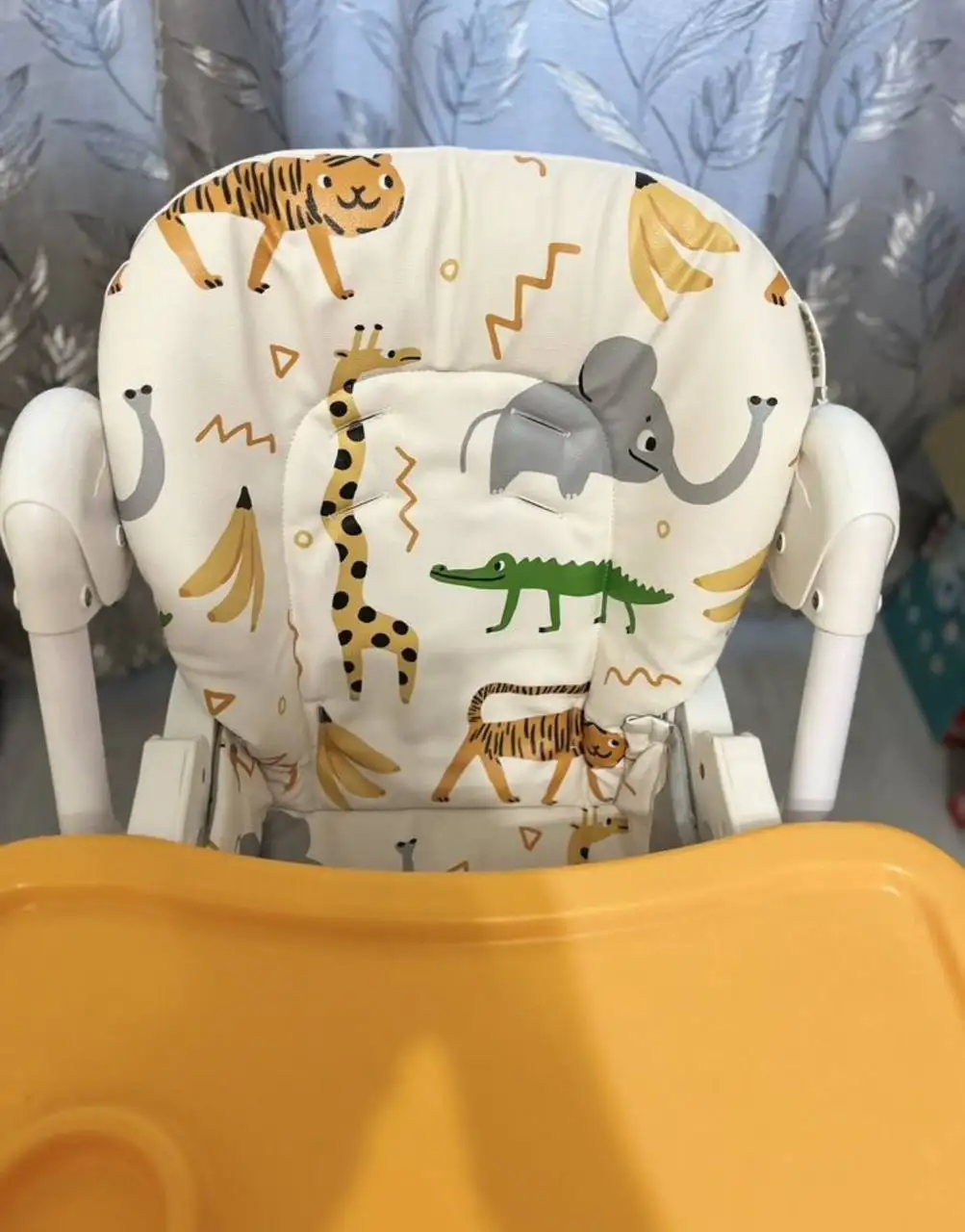 Детский стульчик для кормления Junion Pump сафари - Детские товары (Барахолка) в Москва