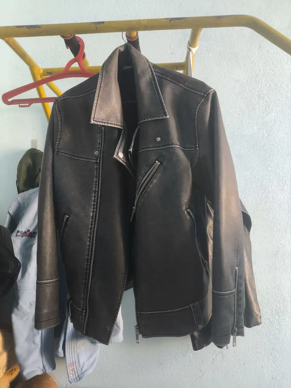 Продажа срочно в Москве - Барахолка в Москва