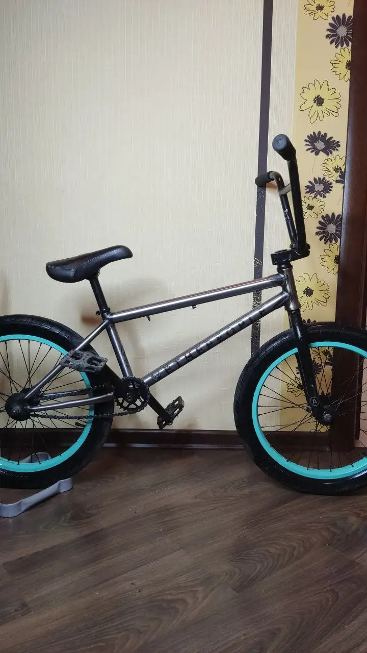 Продам всё что на фото - Барахолка в Москва