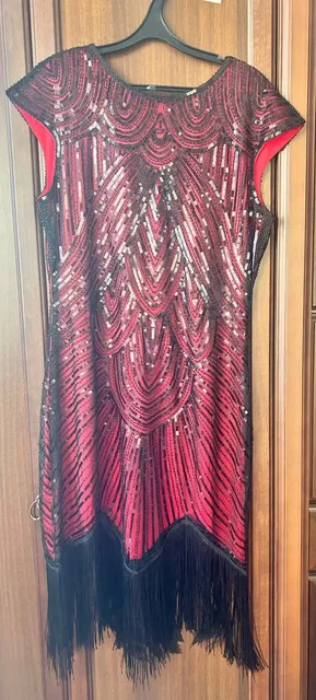 Вечернее платье из блестящих пайеток с черной бахромой - Пляжная одежда в Москва