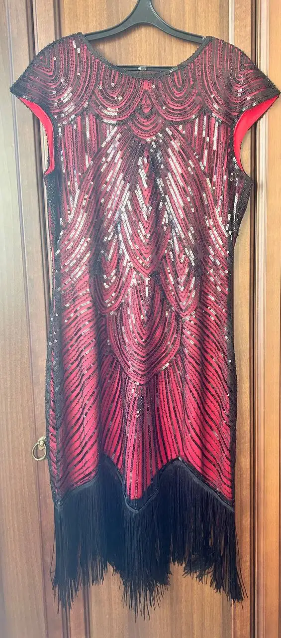 Вечернее платье из блестящих пайеток с черной бахромой - Женская одежда (Одежда) в Москва