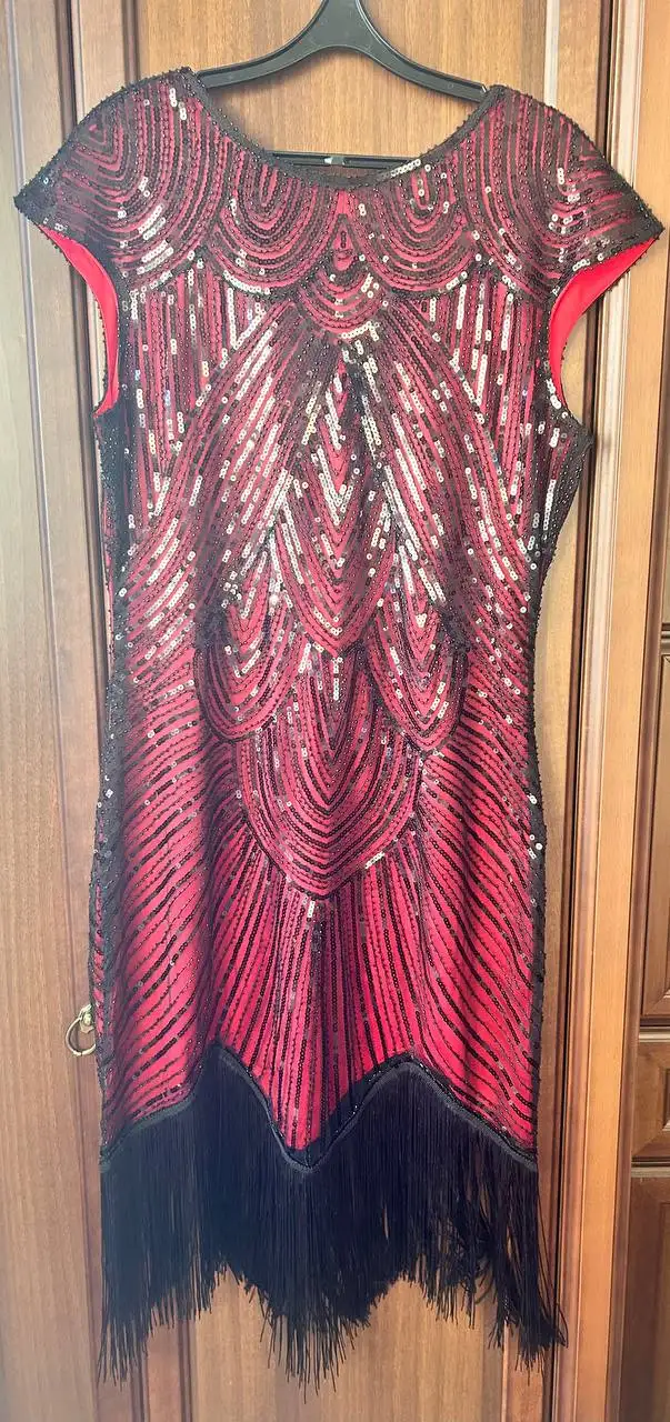 Вечернее платье из блестящих пайеток с черной бахромой - Женская одежда (Одежда) в Москва