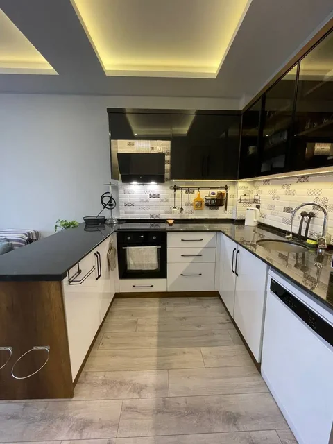 Продажа квартиры в Турции - Склад в Москва