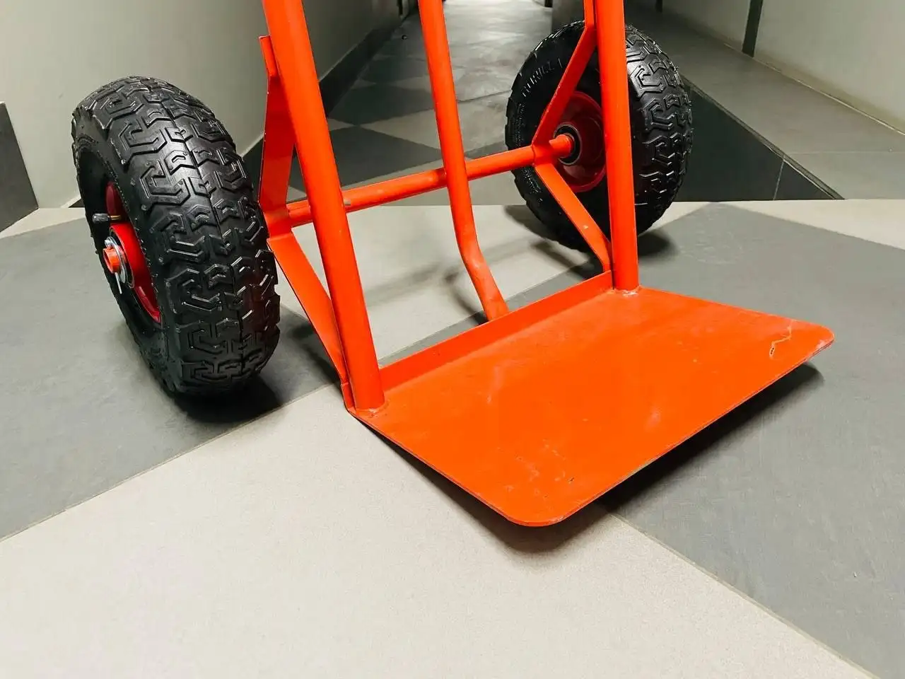 Продажа тележек, этажерок, обувниц - Мебель (Барахолка) в Москва