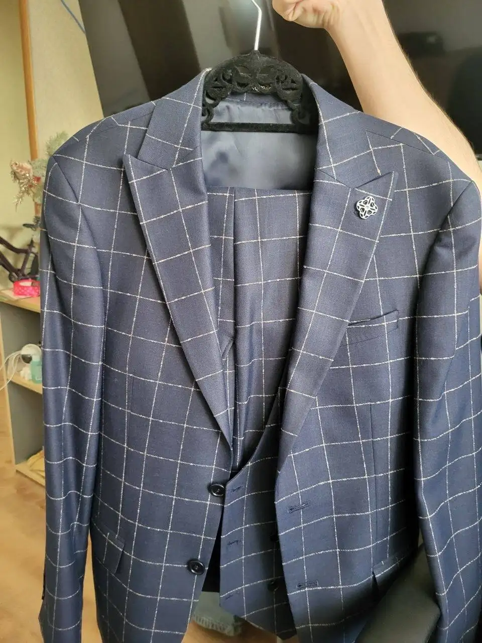 Продам мужской костюм тройка - Мужская одежда (Одежда) в Москва