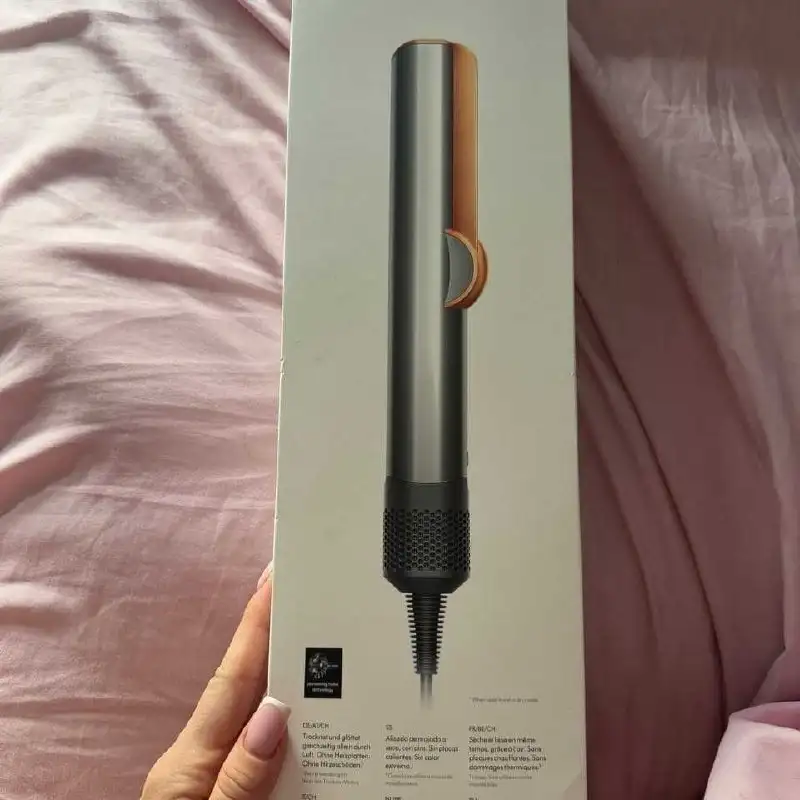 Продам пылесос Dyson - Барахолка в Москва