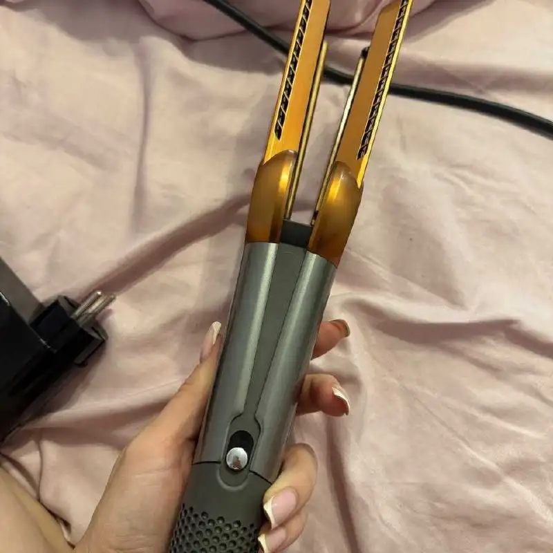 Продам пылесос Dyson - Барахолка в Москва