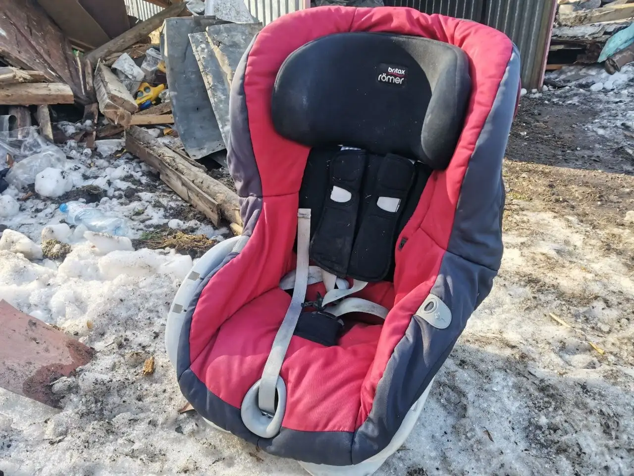 Автокресло детское в отличном состоянии - Автокресла (Барахолка) в Москва