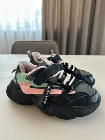 Утеплённые кроссовки для девочки - Аксессуары для детей в Москва