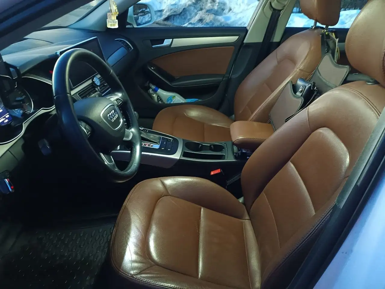 Продажа Audi A4 B8 2014 года рестайлинг - Авто в Москва