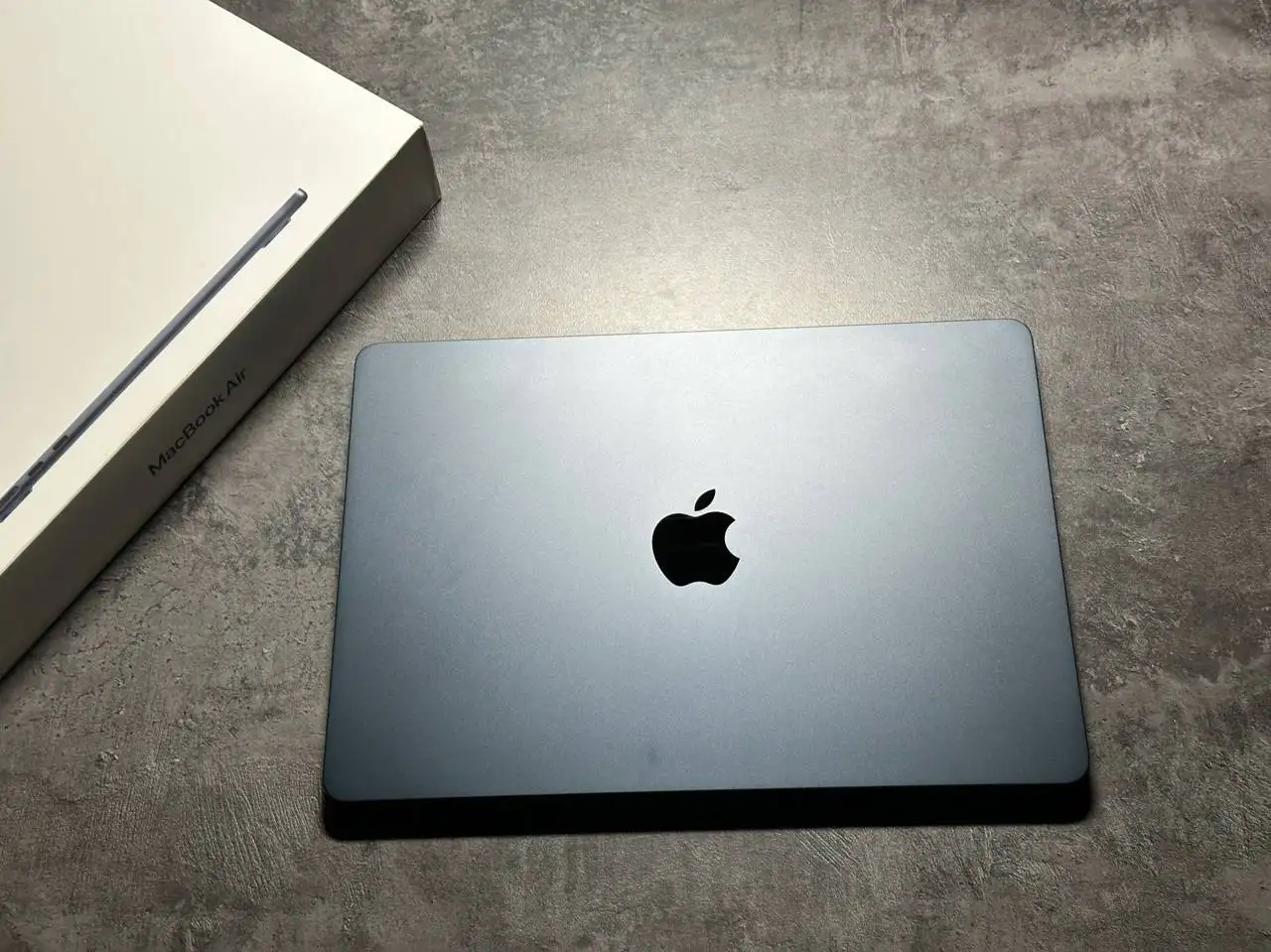 MacBook Air 13 M4 16/256 гб в отличном состоянии - Ноутбуки (Электроника) в Москва