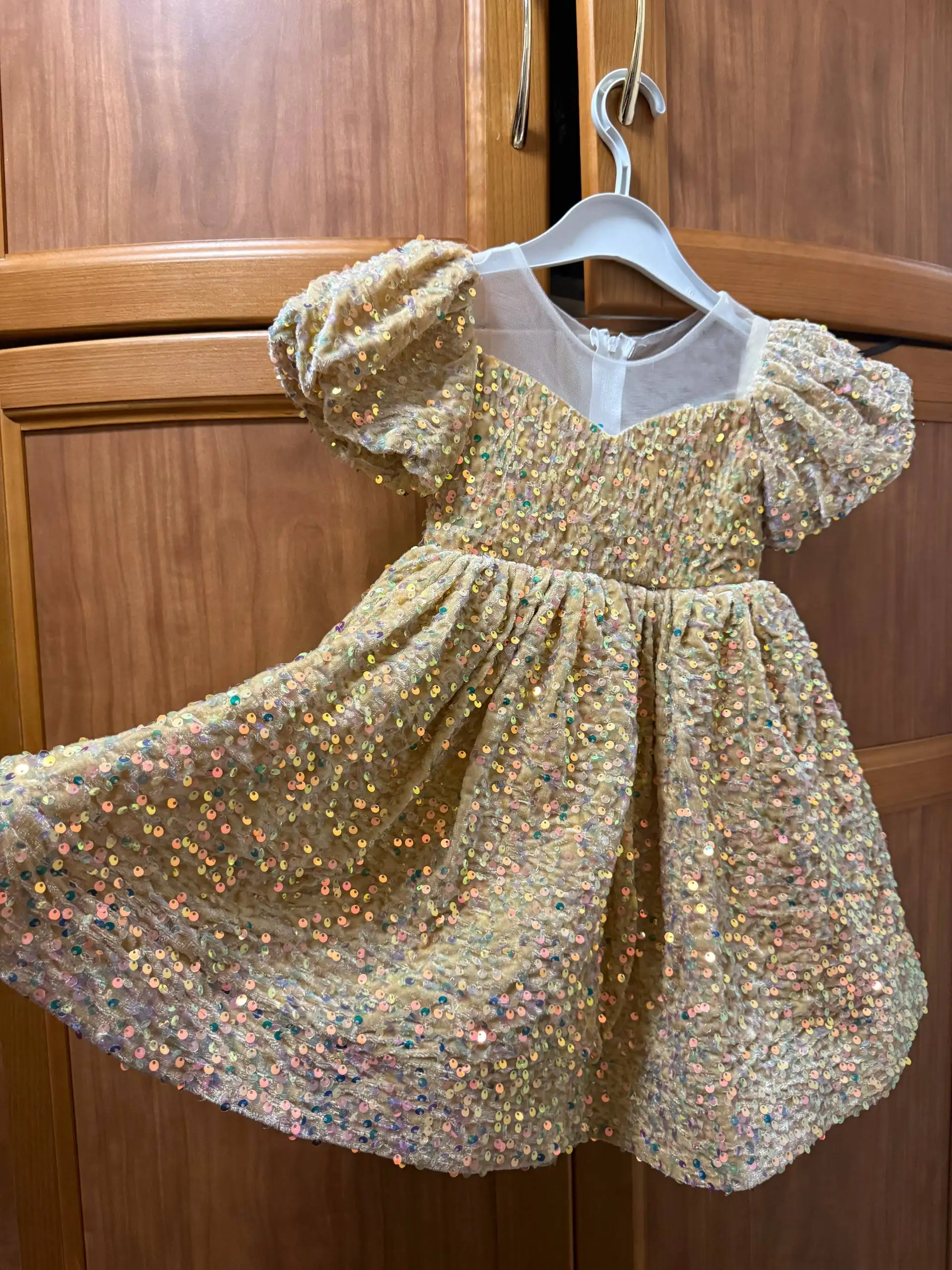 Детские вечерние платья на утренник - Детская одежда (Одежда) в Москва