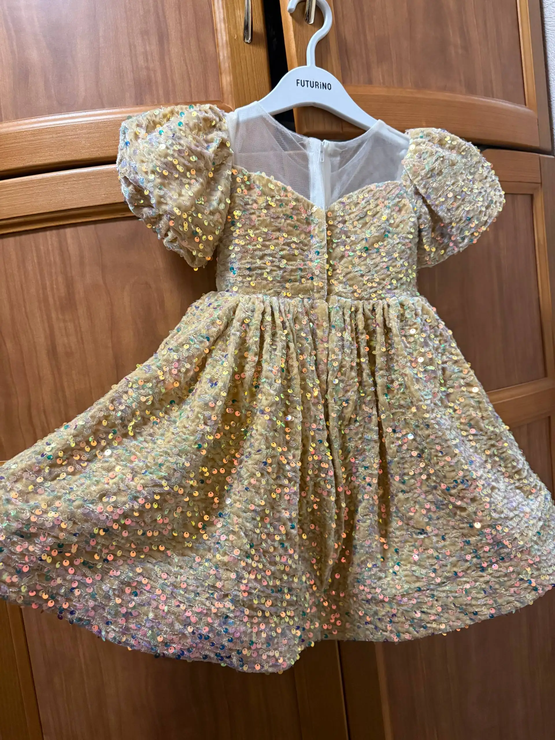 Детские вечерние платья на утренник - Детская одежда (Одежда) в Москва