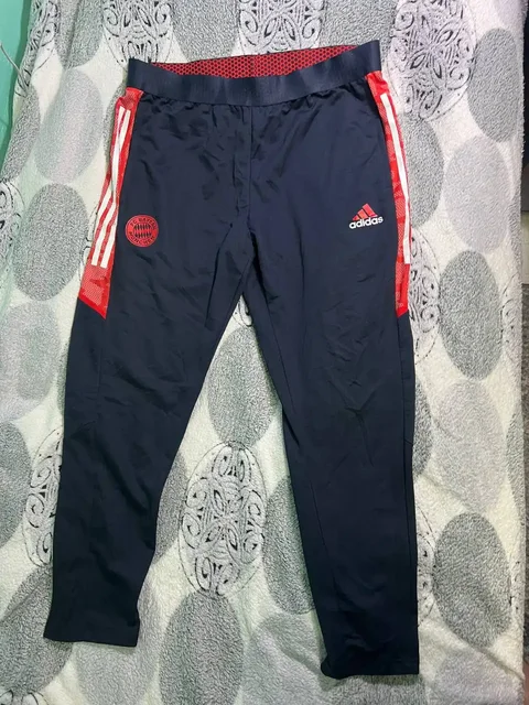 Штаны adidas buyern размер XL - Пиджаки в Москва