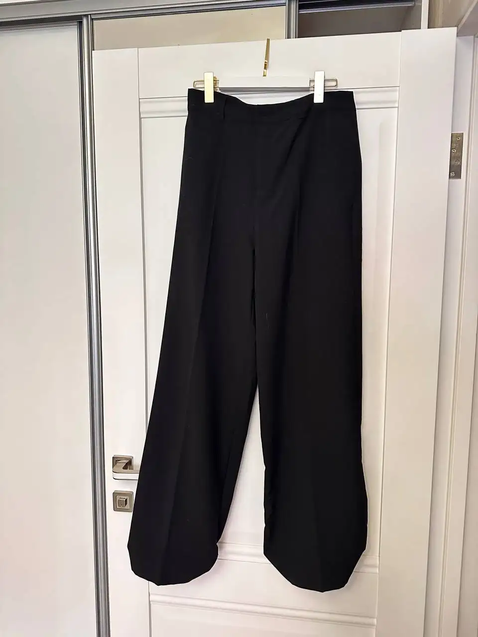 Продам практически новые вещи - Барахолка в Москва