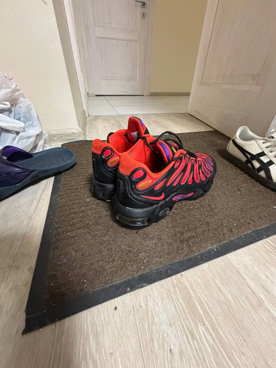 Кроссовки Nike TN размер 43 - Обувь (Одежда) в Москва