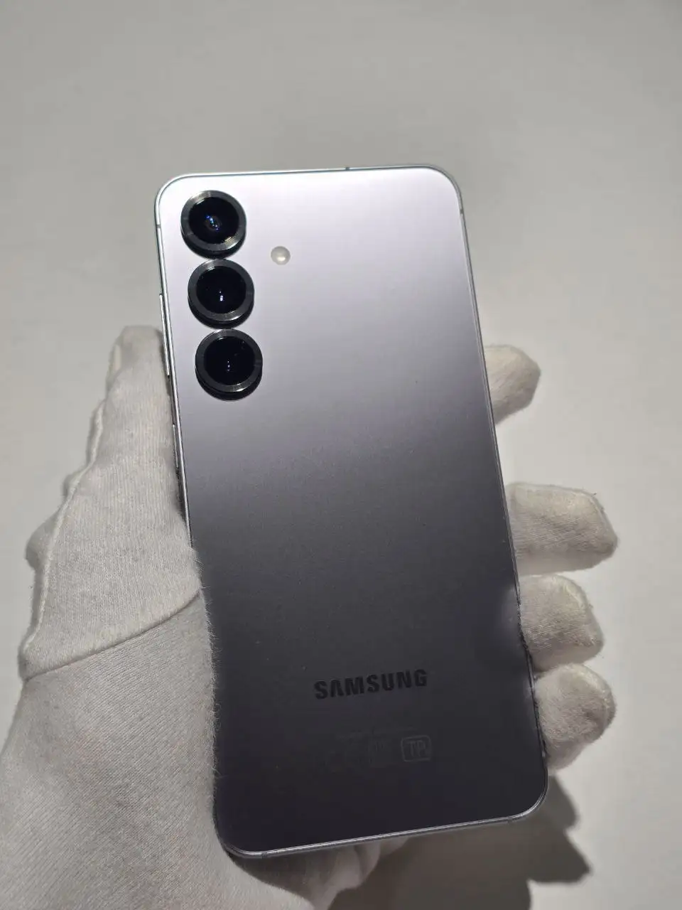 Samsung Galaxy S25 12/256 Гб Silver Shadow - Смартфоны (Электроника) в Москва