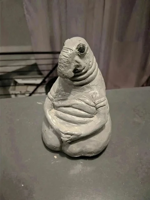 Продажа статуэтки ждуна из гипса - Сумки и аксессуары в Москва