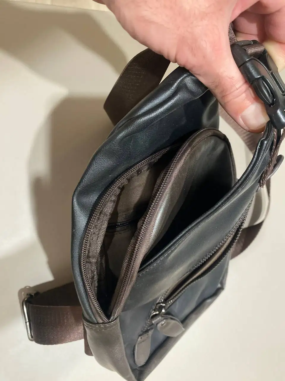 Мужская сумка за горького шоколада - Барахолка в Москва