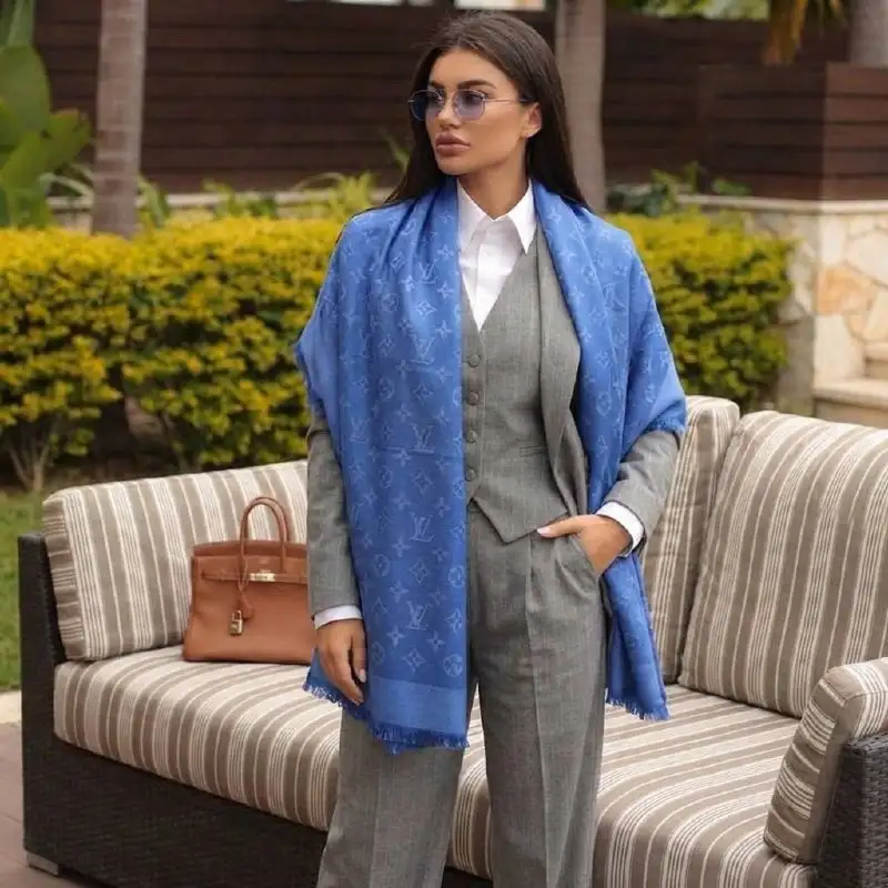 Новый шарф LV - Барахолка в Москва