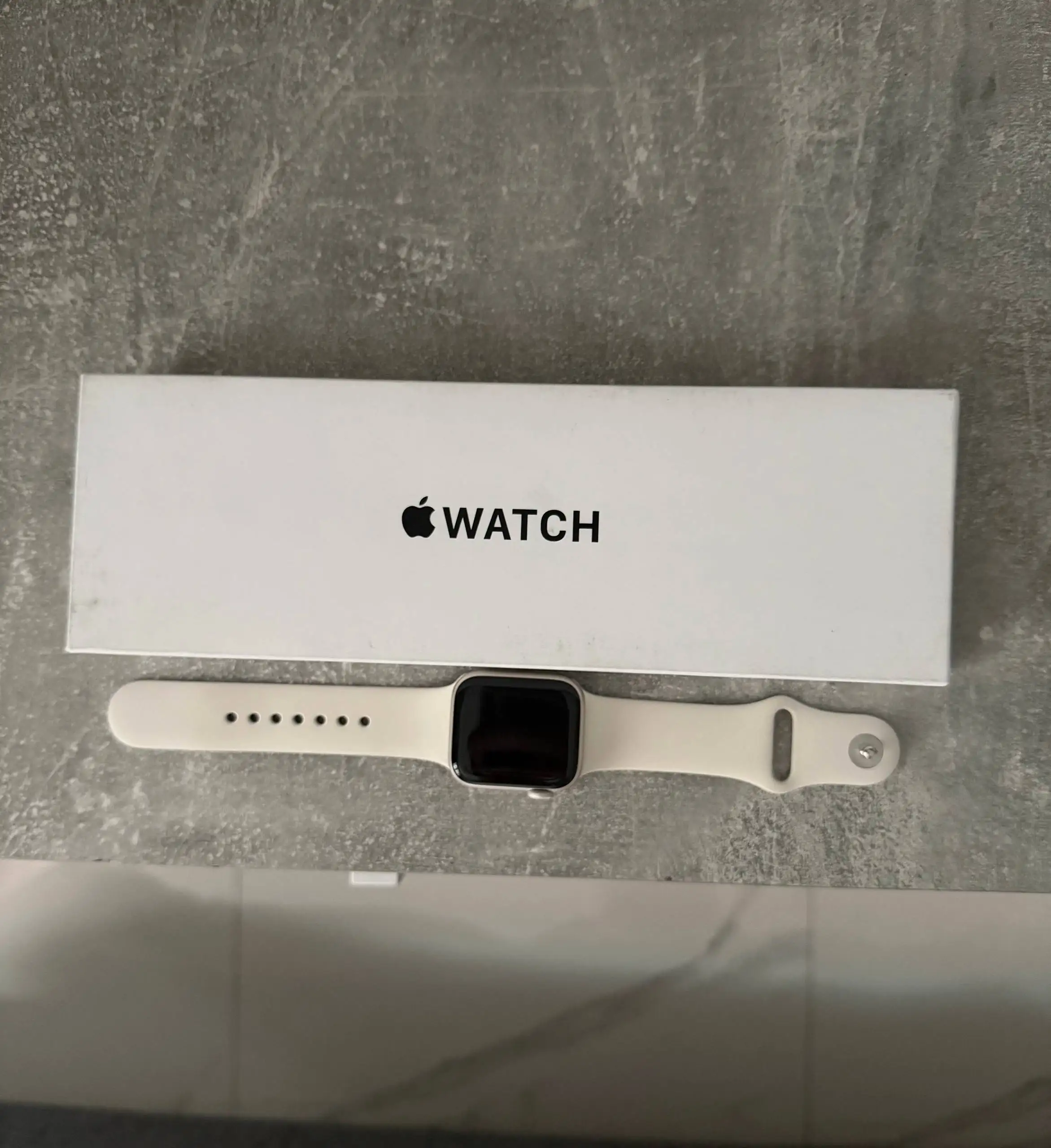 Apple Watch SE 2 40 мм GPS Starlight с плёнками - Часы (Электроника) в Москва