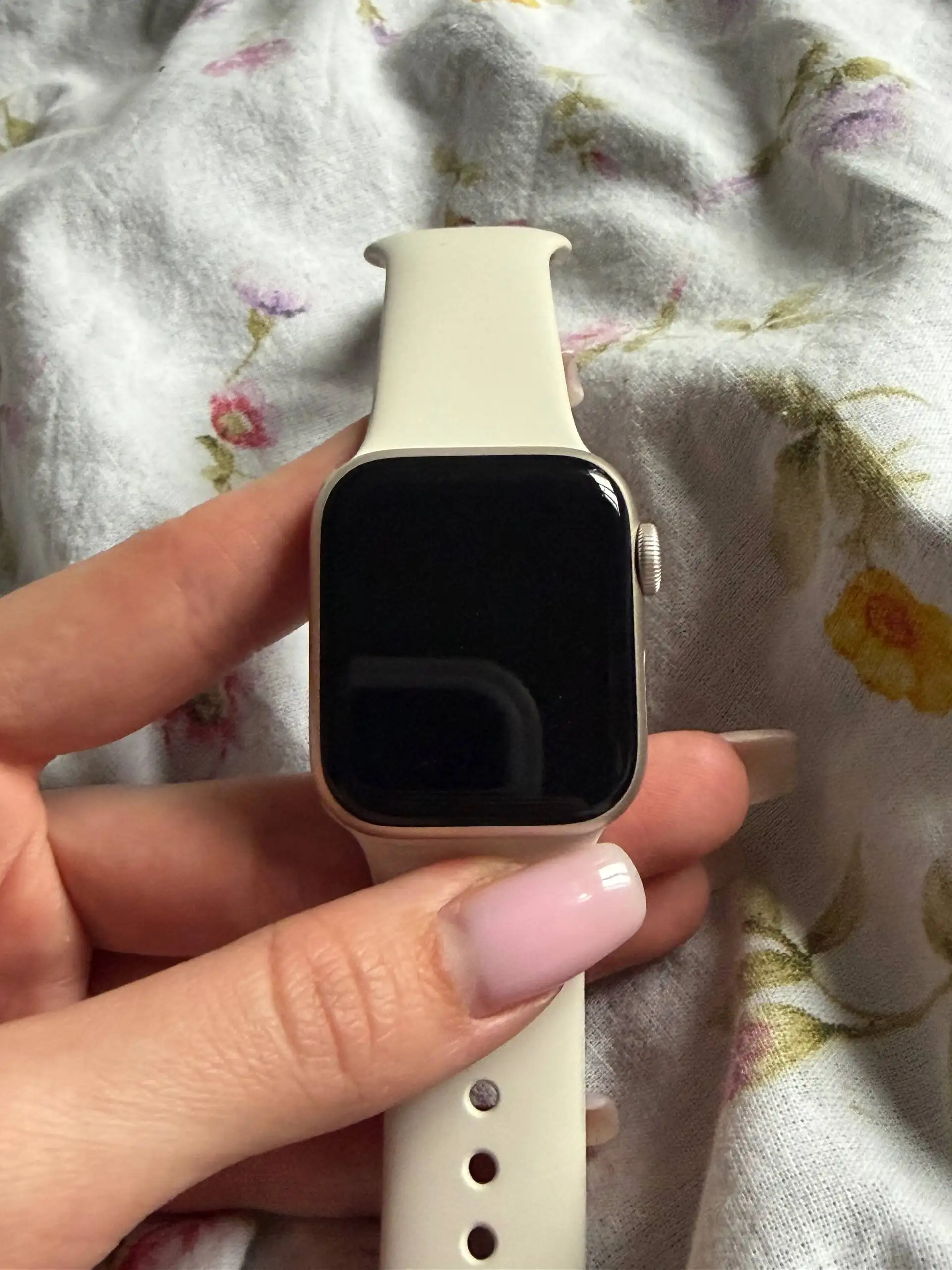 Apple Watch SE 2 40 мм GPS Starlight с плёнками - Часы (Электроника) в Москва