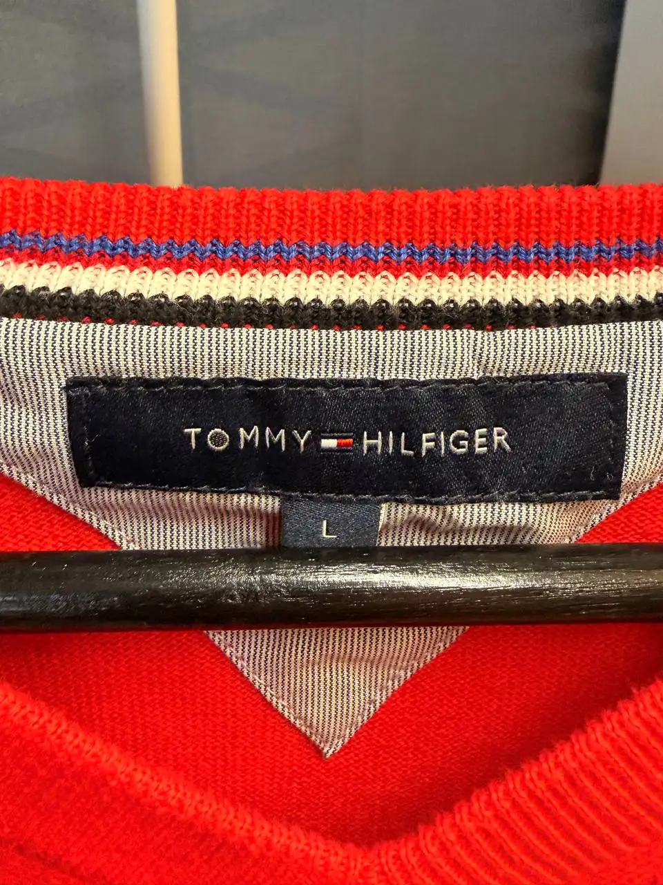 Мужской джемпер Tommy Hilfiger размер L - Мужская одежда (Одежда) в Москва