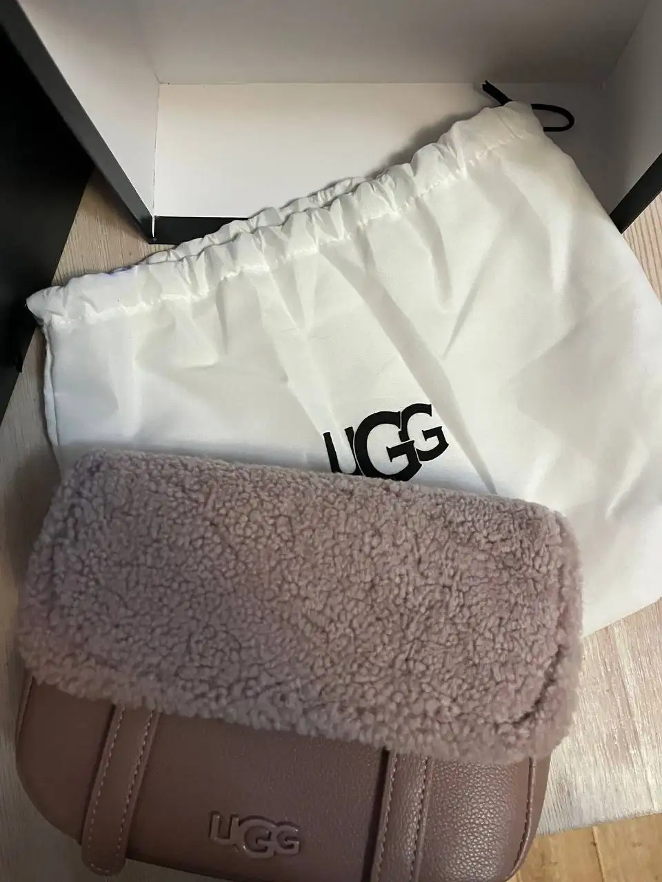 Продам качественные новые сумки - Сумки (Одежда) в Москва