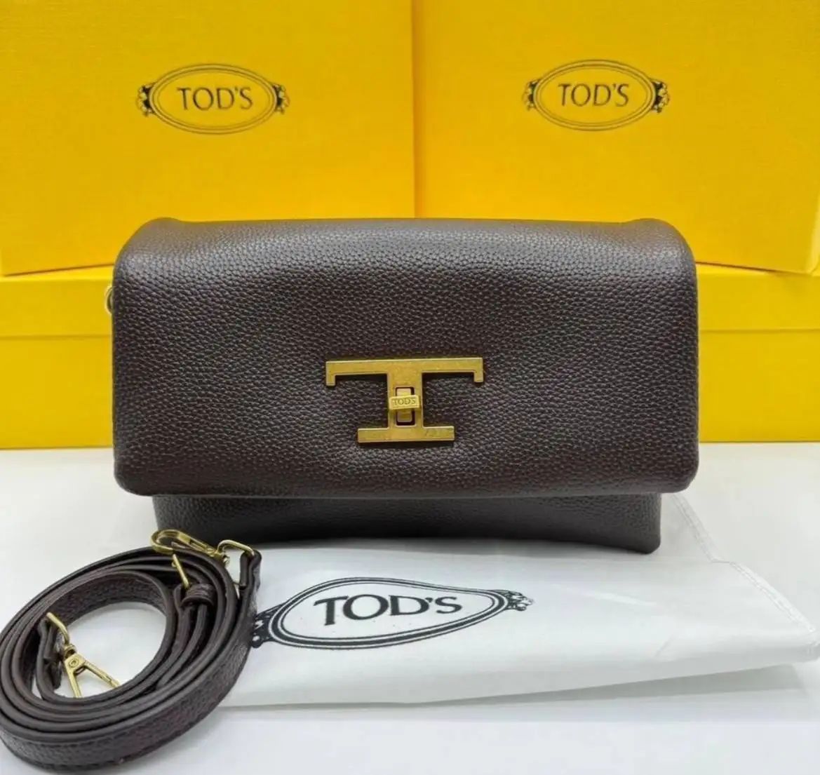 Продам качественные новые сумки - Сумки (Одежда) в Москва