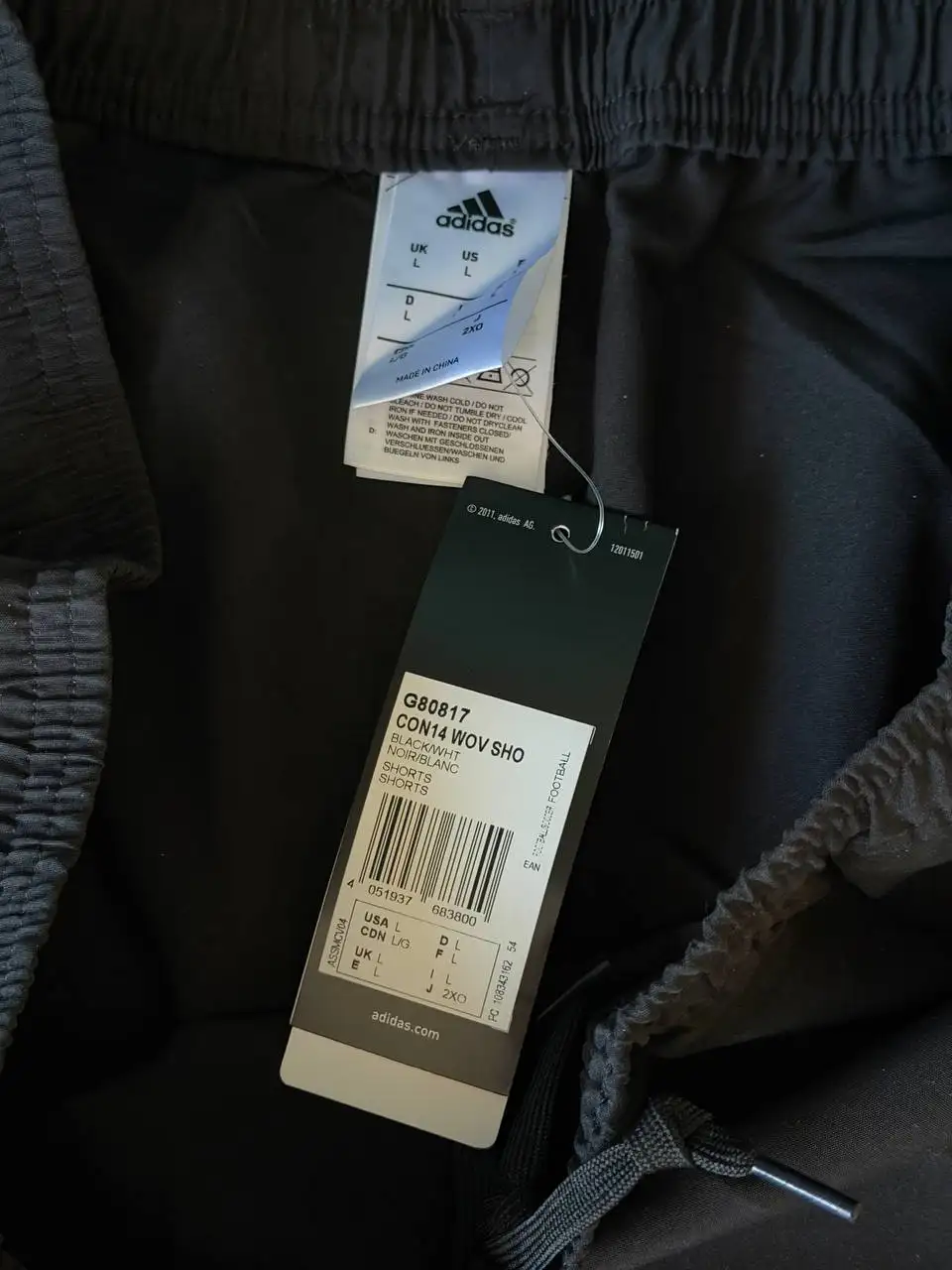 Новые шорты Adidas с биркой - Шорты (Одежда) в Москва