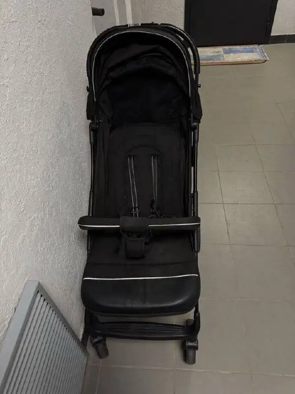 Прогулочная коляска - Коляски (Товары для детей) в Москва